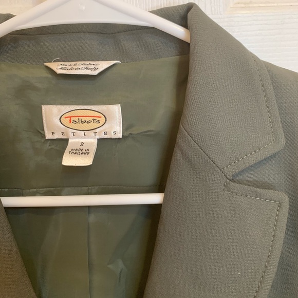 Talbots Petite Stretchy Dark Green Blazer Size 2 - Picture 3 of 5